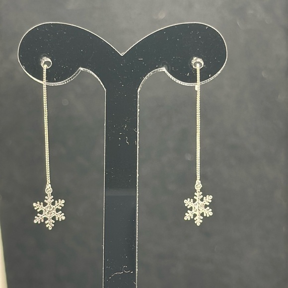 14k real solid white gold snowflake - Picture 2 of 9